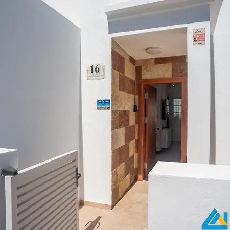 233 - Geny By Now Ltd Willa *